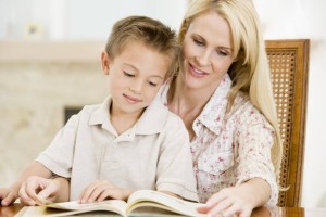 mama_copil_carte_shutterstock_15990895_01_3d44a46c4e